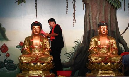 Makna Spiritual Di Balik Ritual Cuci Rupang Jelang Imlek 2026