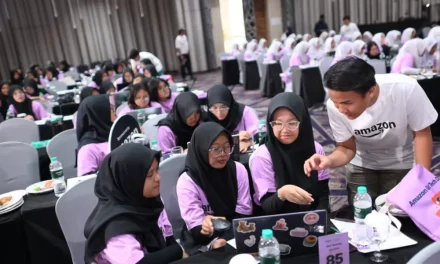 Bekal Masa Depan, Amazon Latih 400 Siswi Kuasai Dunia AI