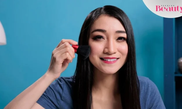 Budget Friendly Tapi Aman, Begini Trik Pilih Make Up Anti Iritasi