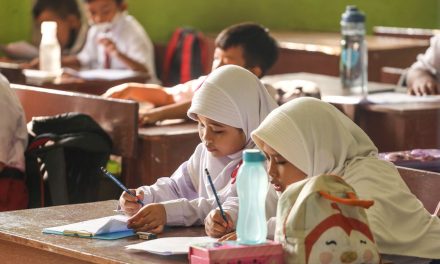 Tips Kembalikan Fokus Belajar Anak Dengan Cara Ini!