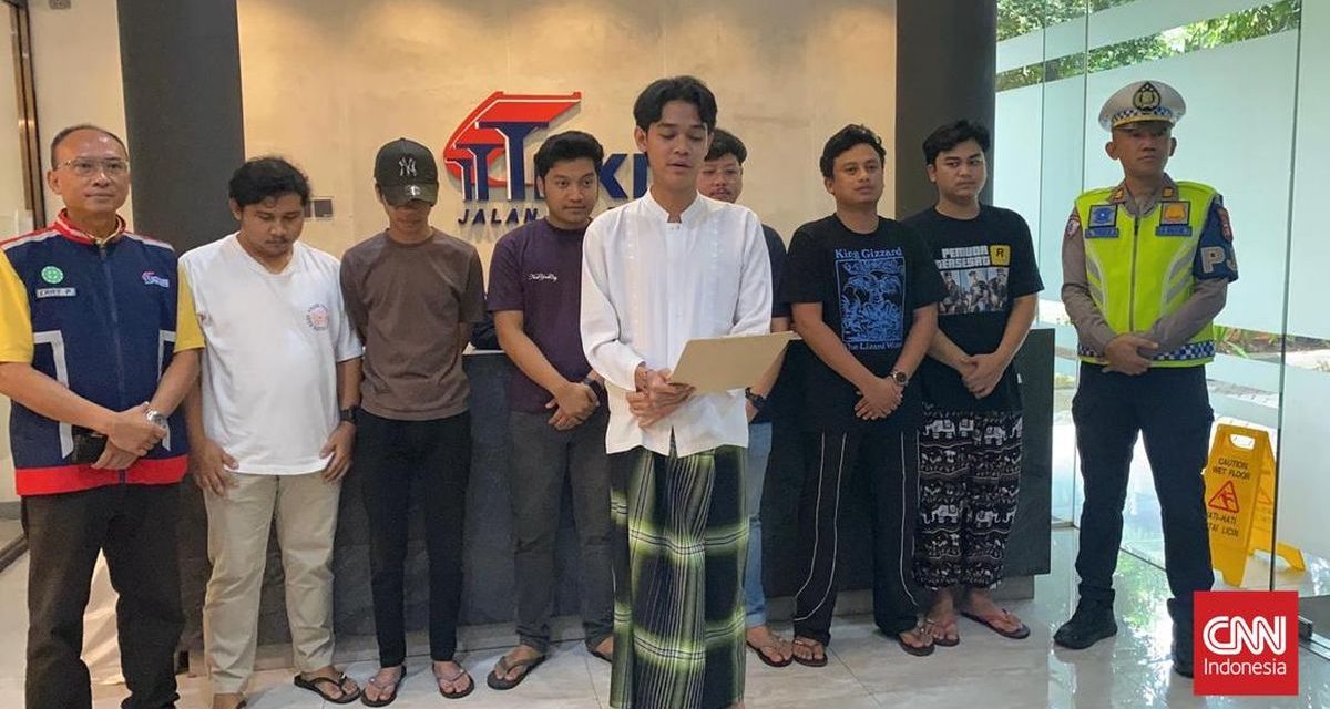Viral Konvoi Mobil Di Tol Becakayu, Polisi Turun Tangan Buru Sopir