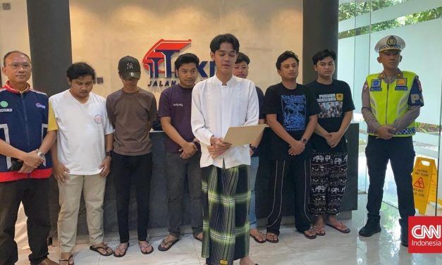 Viral Konvoi Mobil Di Tol Becakayu, Polisi Turun Tangan Buru Sopir