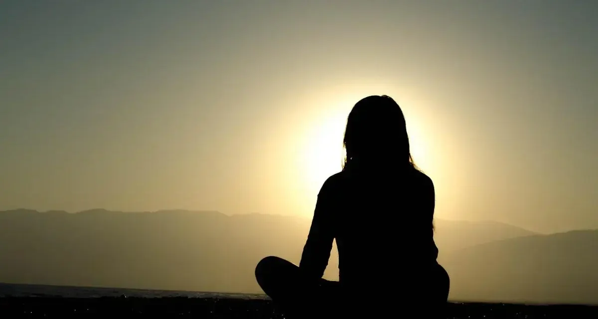 Belajar Mindfulness: Cara Praktis Menenangkan Pikiran Stresmu