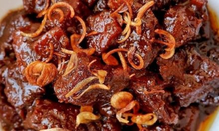 Semur Daging Simpel Dan Lezat, Andalkan Bumbu Jadi Dari Pasar
